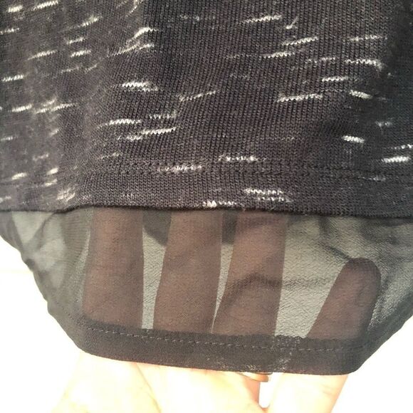 H&M gray black geometric silver design thin knit sweater top blouse girl/14 - Picture 4 of 9